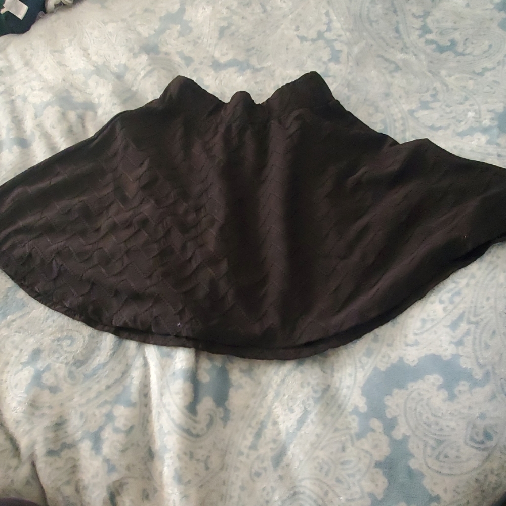 Cute black skirt